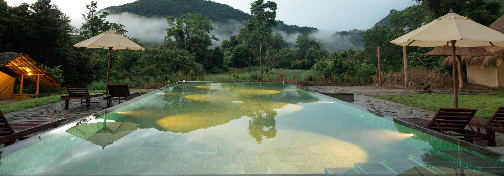 Wild Glamping Gal Oya Salt Water Pool