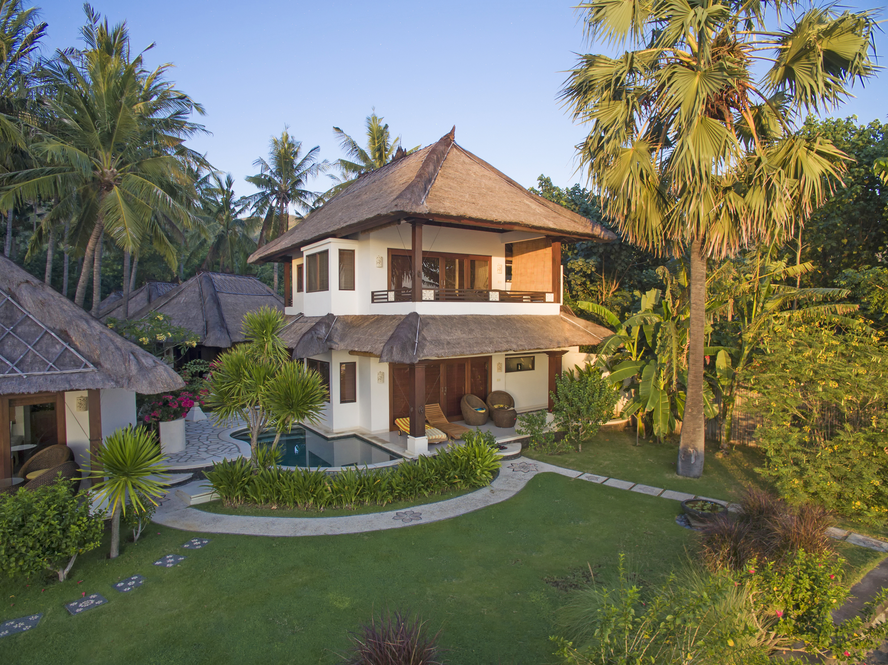 bali - amed - palm garden_vaerelse_oceanfront doublefloor_01