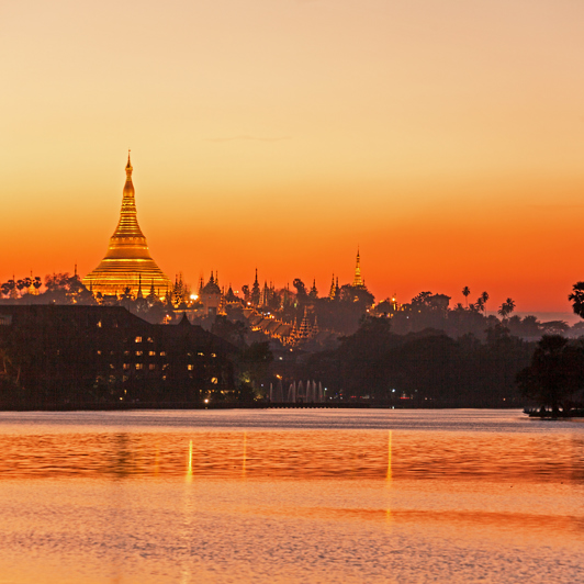 burma - yangon_shwedagon golden pagoda_13