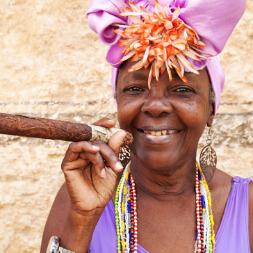 cuba - havana_befolkning_kvinde_cigar_01