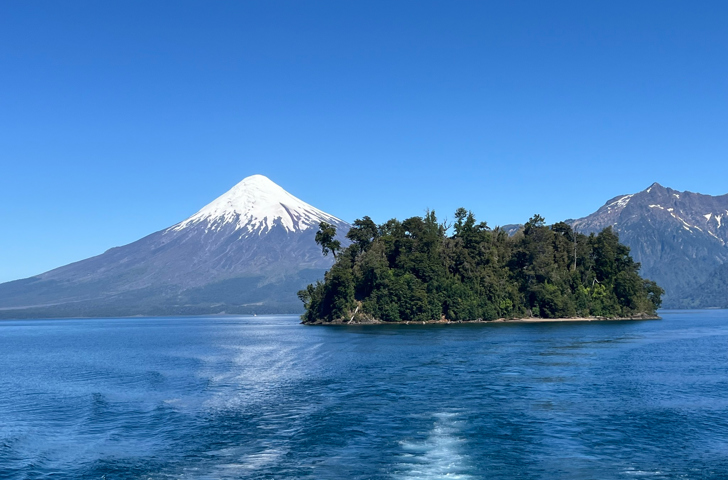 Argentina Andean Lake Crossing Stine Dorte