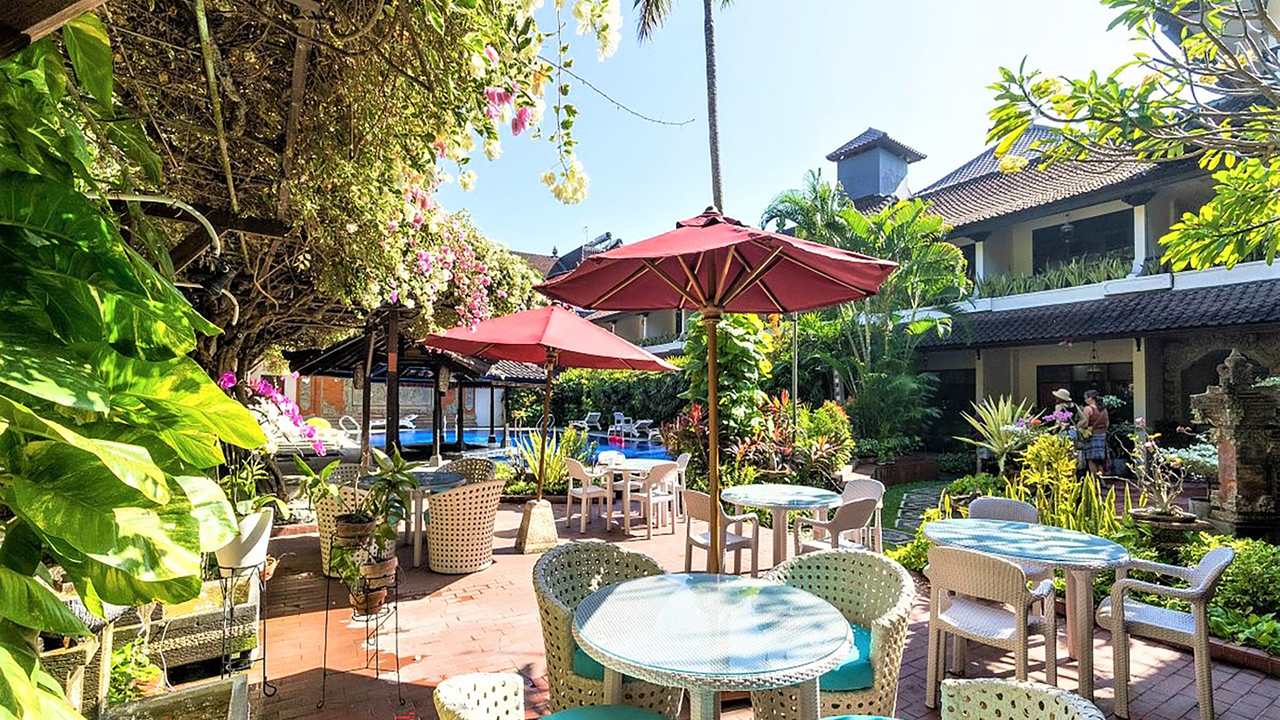 The Ari Putri Hotel Outdoors Pool