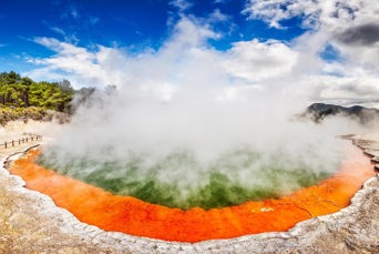 new zealand - rotorua_gejser_02