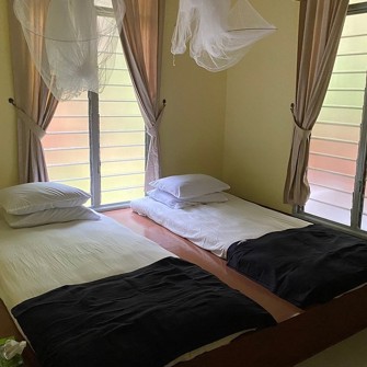 Earth Lodge Malaysia Room