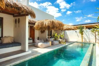 Rooms With Shared Pool