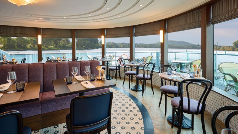 VIVA BEYOND VIVA's Brasserie (2)