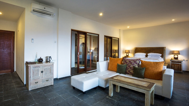 bali - tegal sari_vaerelse_nyalian suite_01