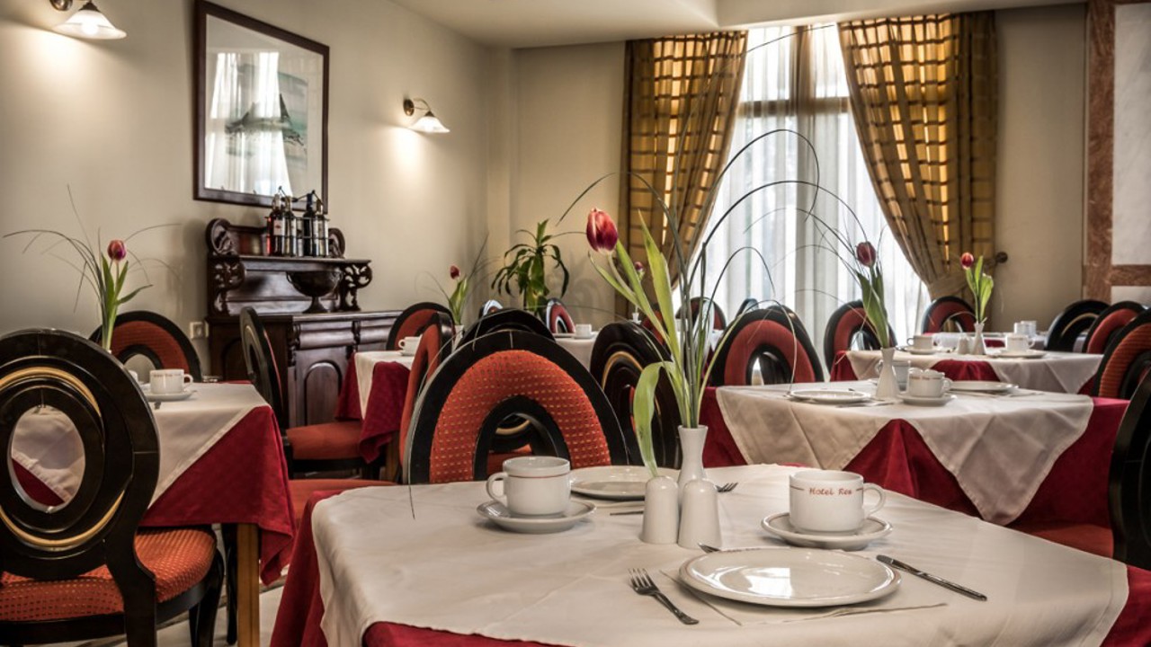 Hotel Rex Restaurant 01