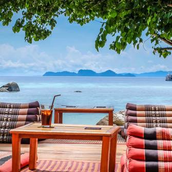 Koh Lipe Ten Moons Sunrise Restaurant 01