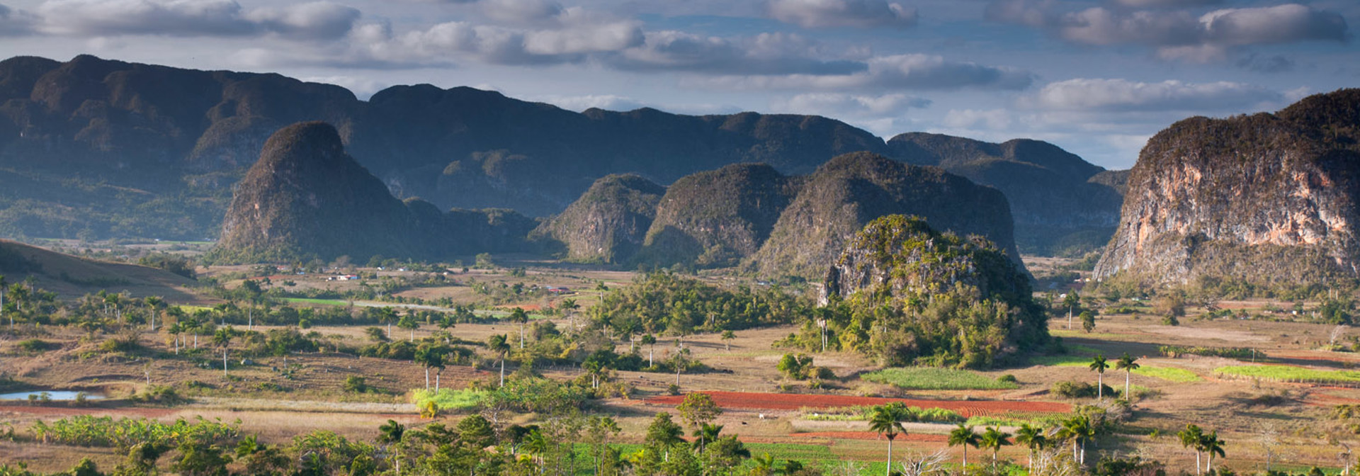 cuba - vinales-dalen - hotel los jaminez_udsigt bjerge