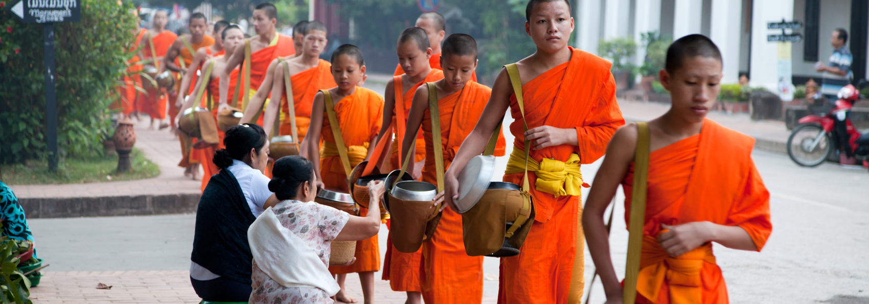 laos - luang prabang_munk_11