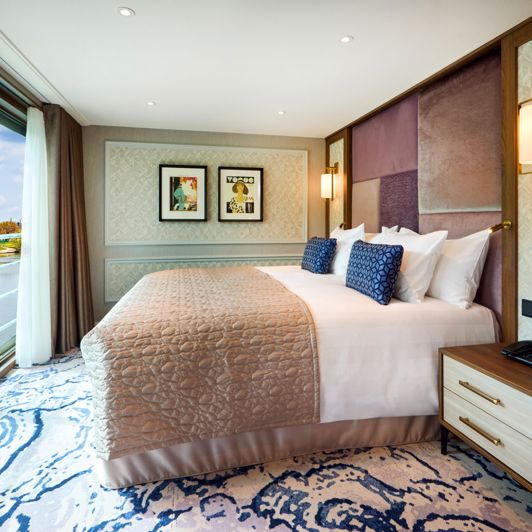Beyond Suite Diamond