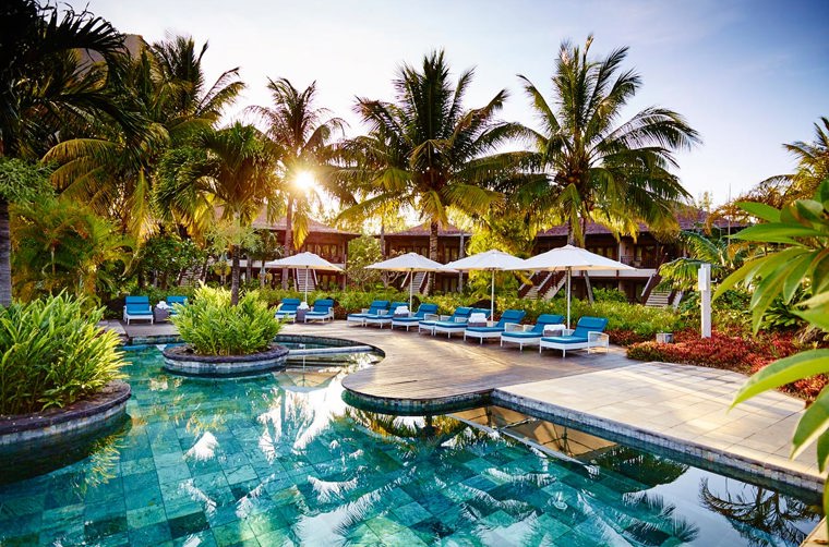 mauritius - lux le morne_vaerelse_pool_08