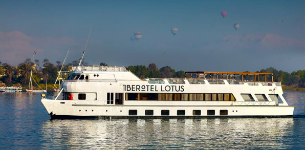 Iberotel Lotus Boat