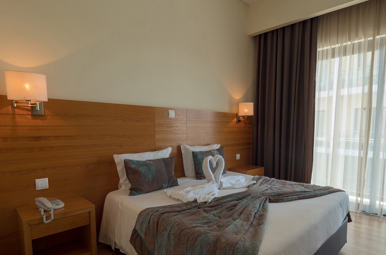 Pico_Hotel_Caravelas_room_03