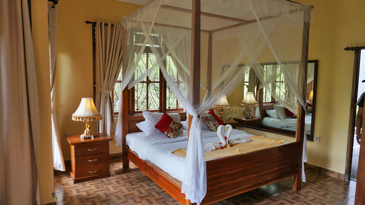 bali - munduk - atres villa_vaerelse_07