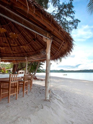 Peter Pan Resort Bar 02
