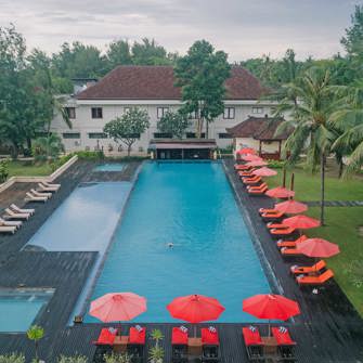 SWIMMING POOL1