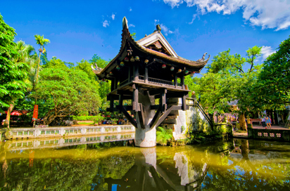 vietnam - hanoi ensoejlepagode