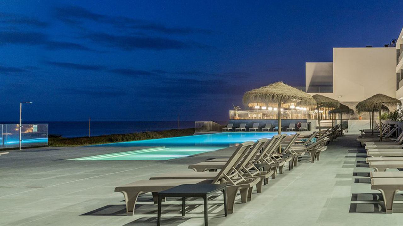 Hotel Verde Mar_pool_01