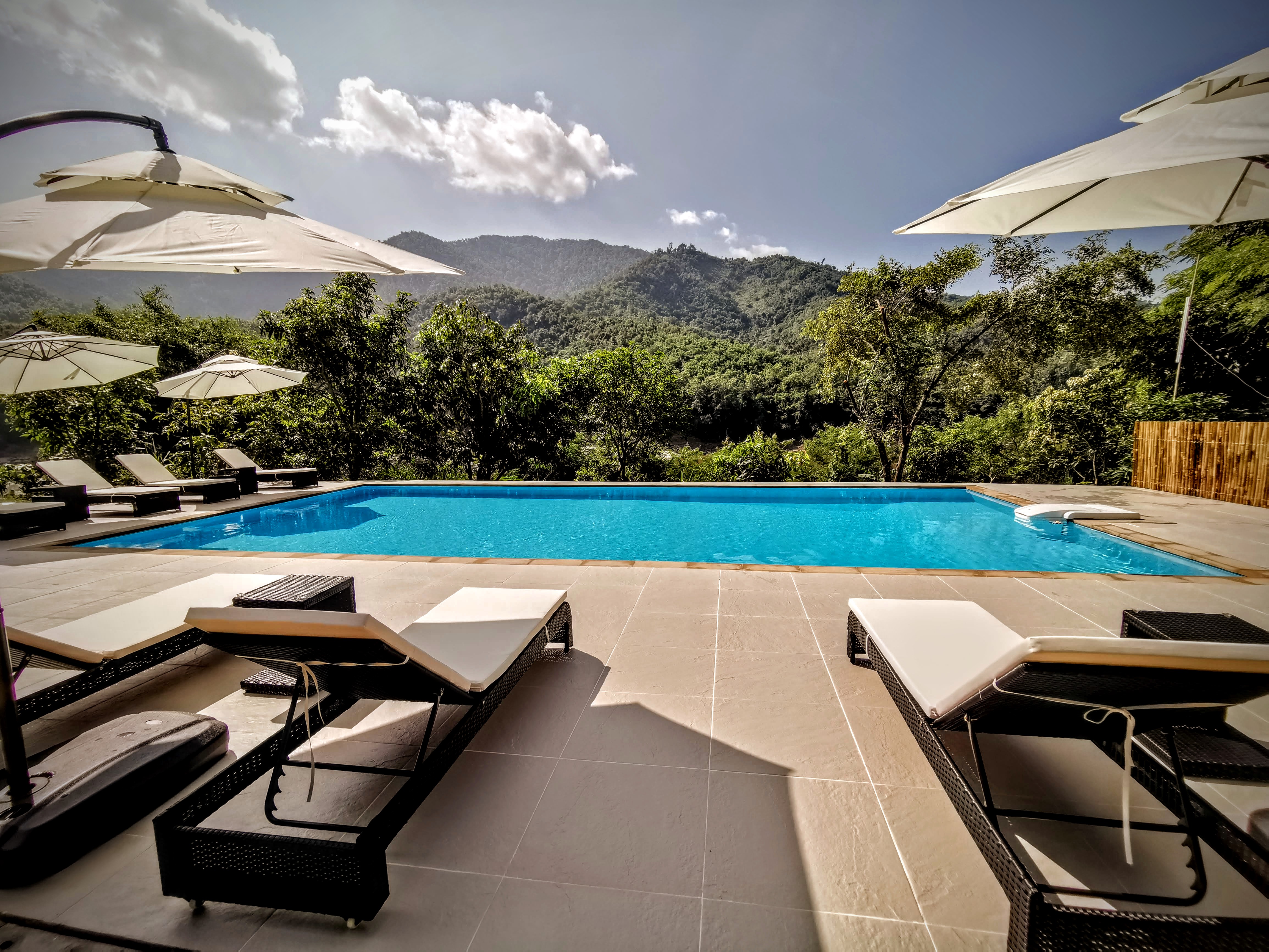 Pakbeng Lodge Pool (2)