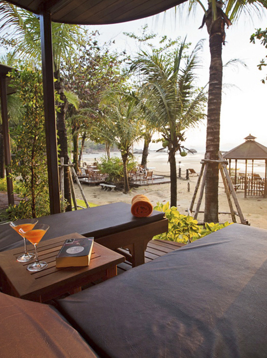 thailand - tup kaek sunset beach resort_vaerelse_deluxe beachfront_02