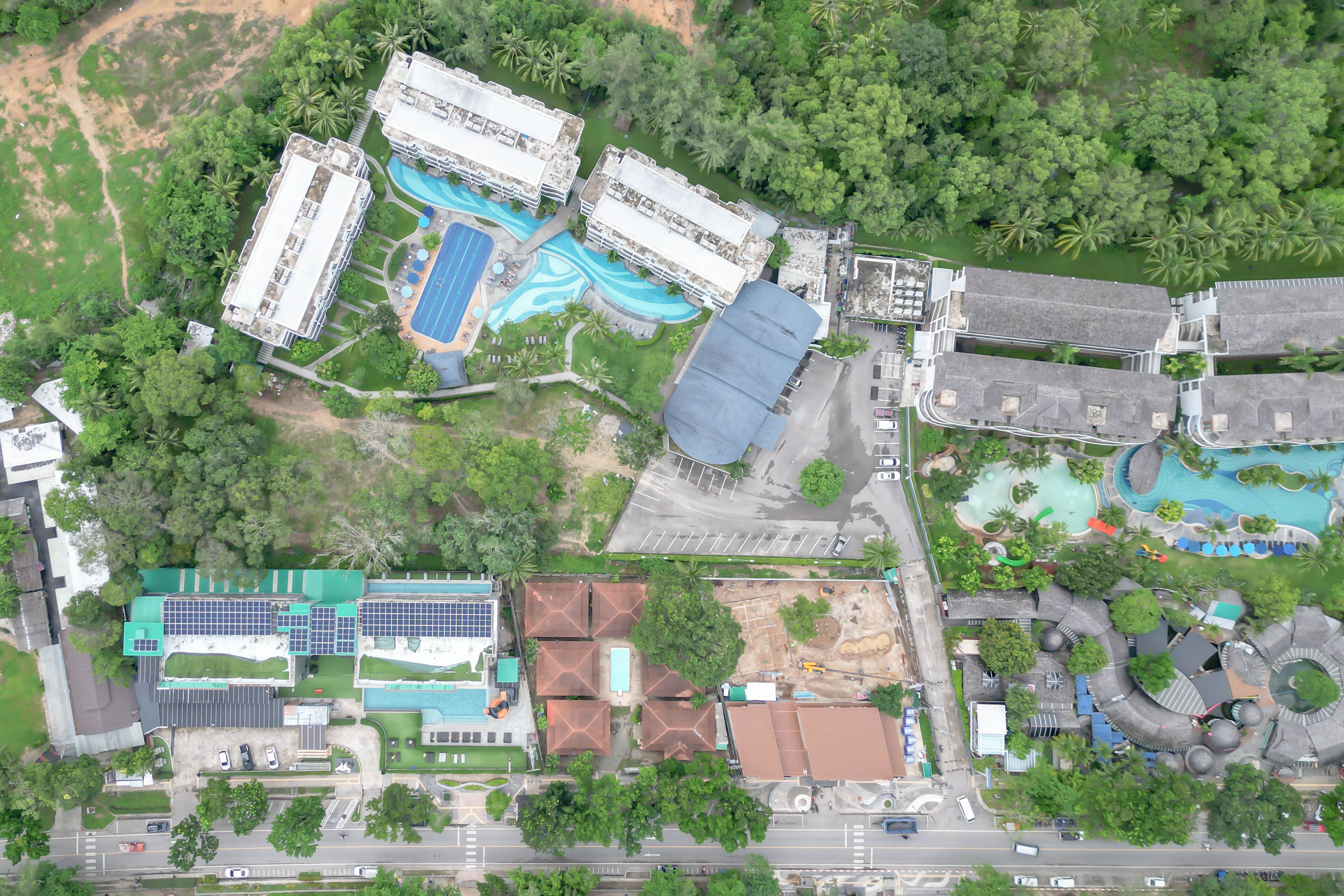 Holiday Style Ao Nang Beach Resort Krabi Overview 03