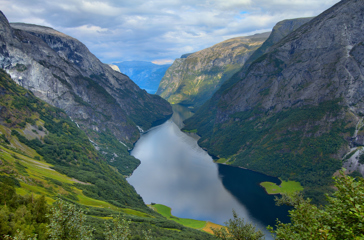 norge - Naeroeyfjord_03