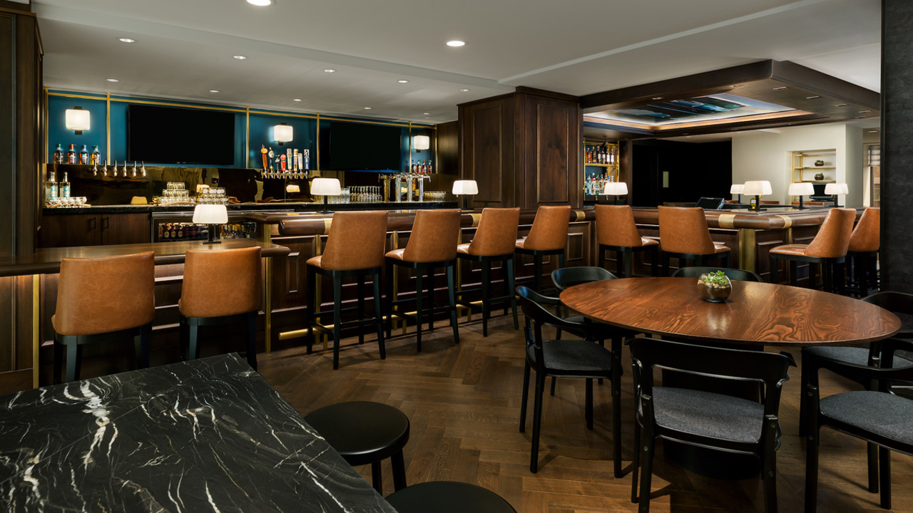 usa - Stanford court_bar_01