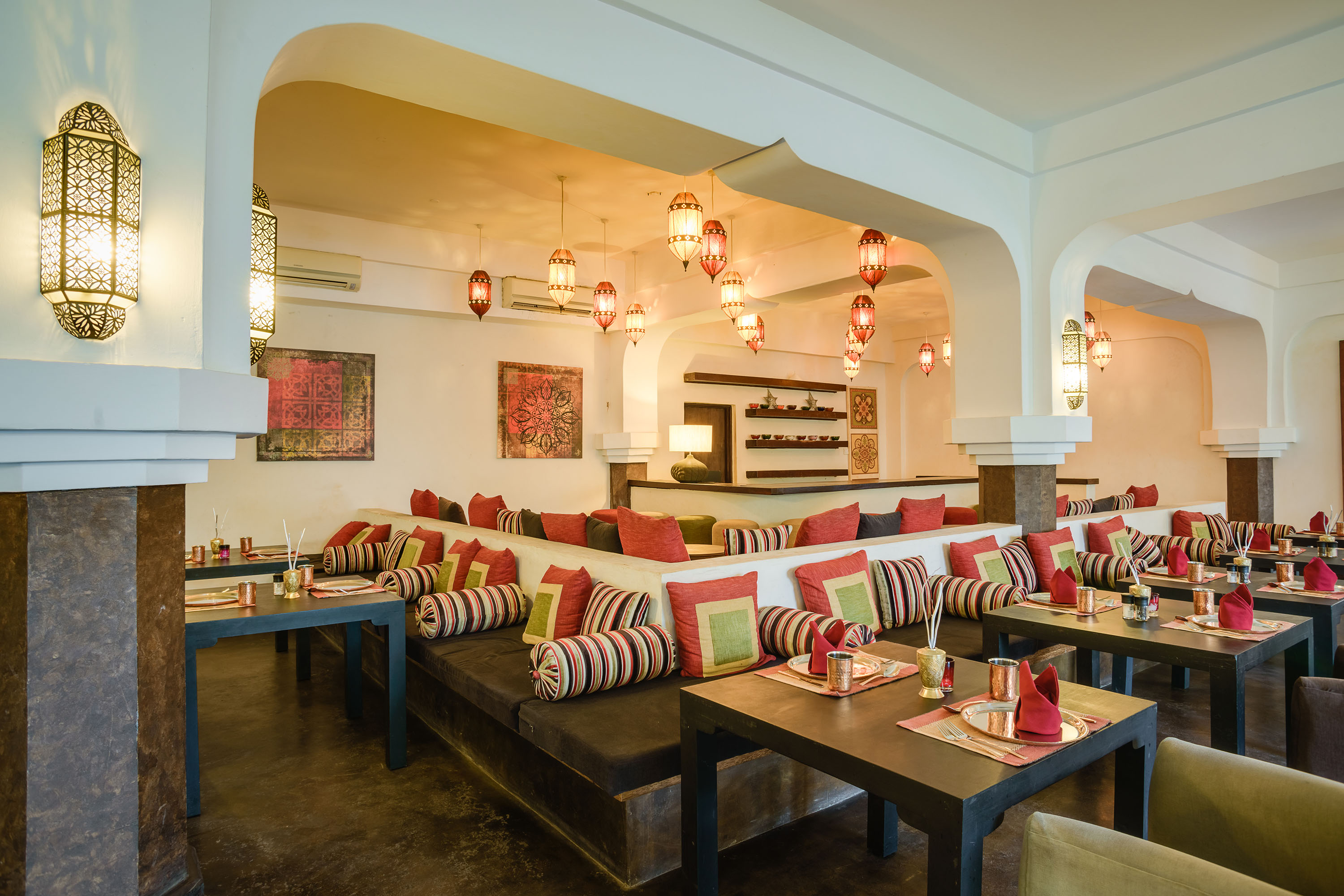 Swahili Beach Resort Restaurant 02