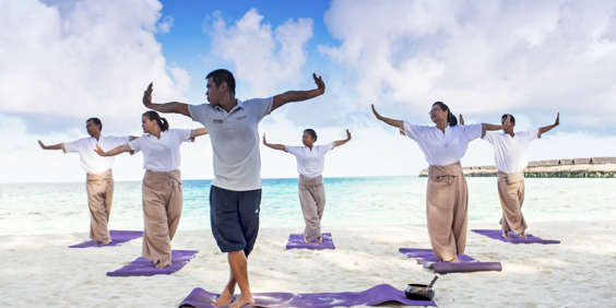 centara ras fushi_yoga_01