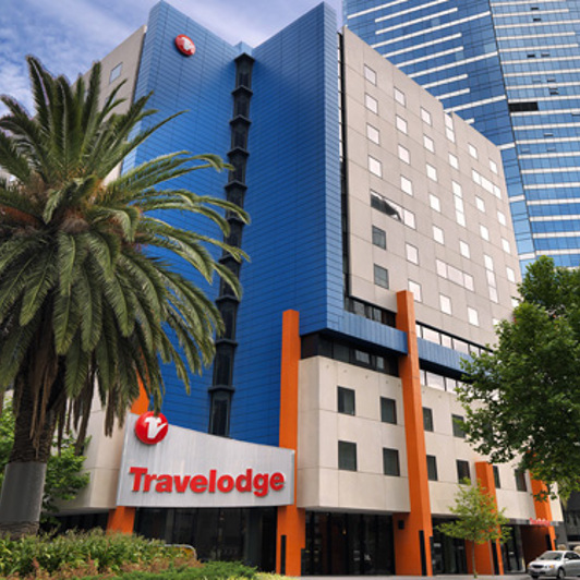 australien - melbourne - travelodge southbank_hotel exterior_01