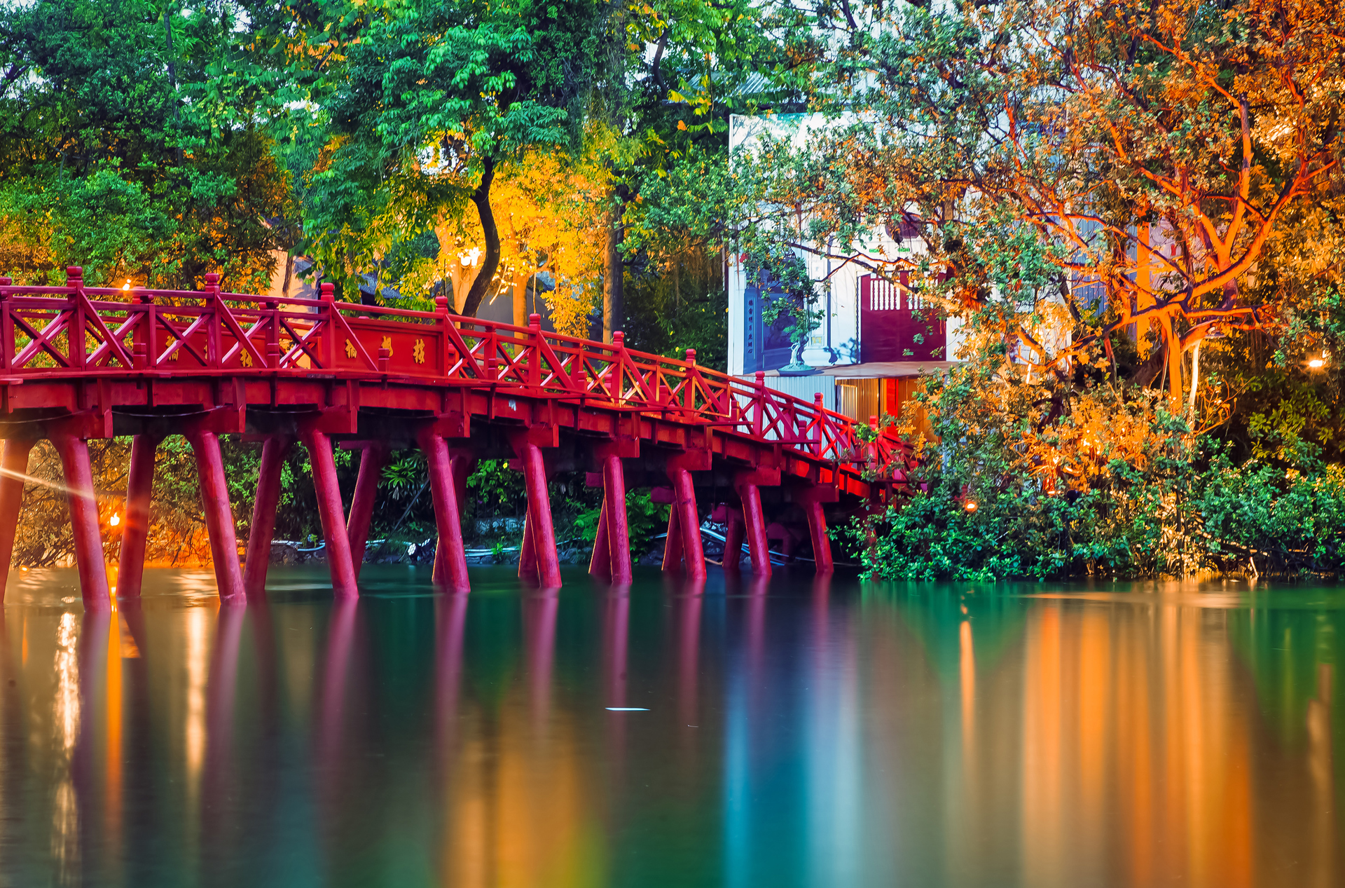 vietnam - hanoi roedebro