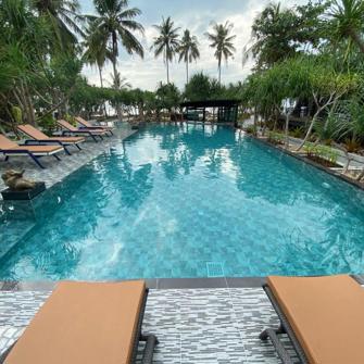 Pool The Wynn Kohjum