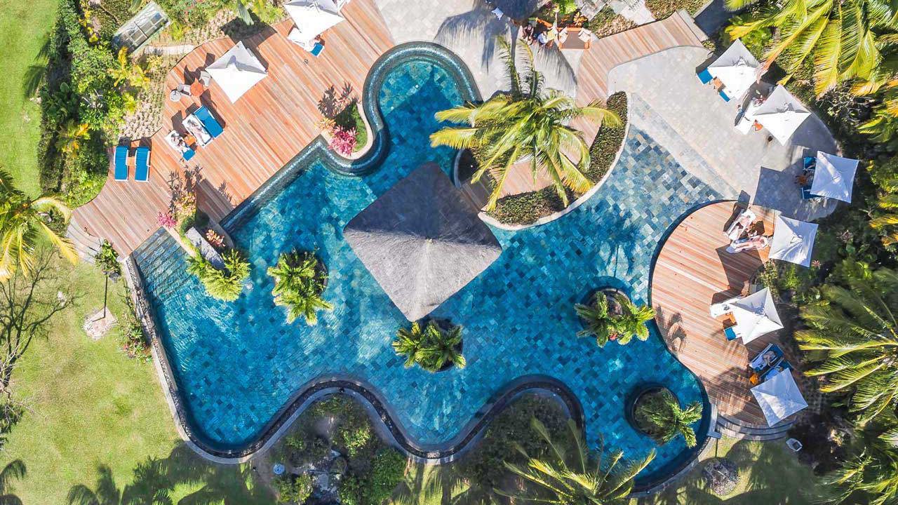 Wavy Pool