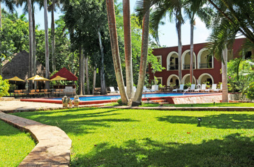 mexico - uxmal - hotel hacienda uxmal_pool_01