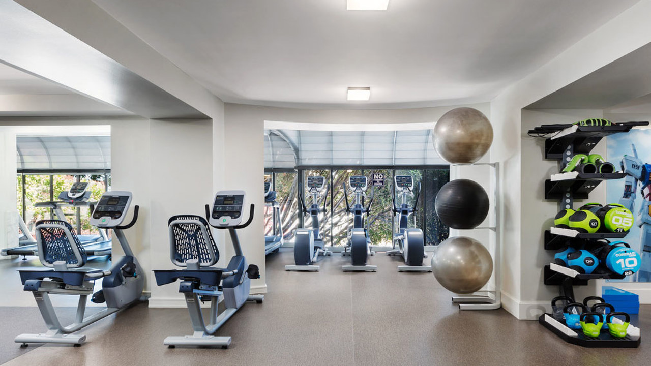 usa - Stanford court_fitness_01