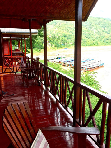 Mekong Riverside.Lodge Veranda