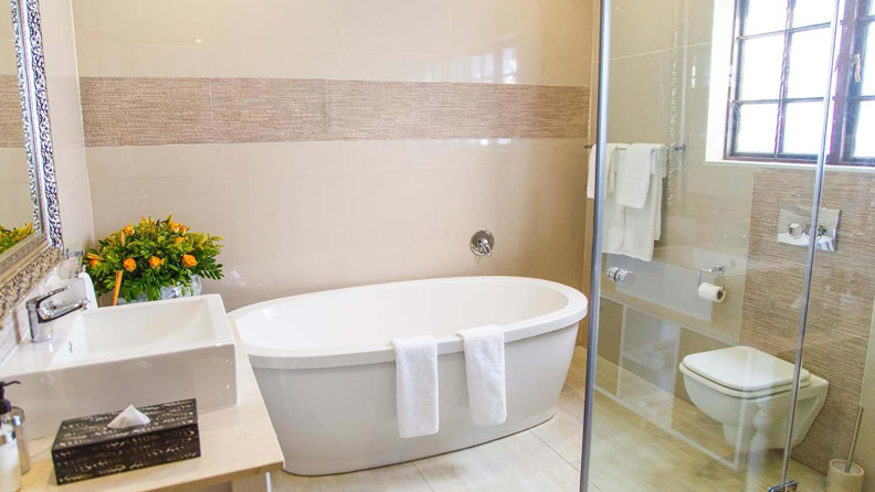 Pretoria Ivory Manor Bvoutique Hotel Badevaerelse 01