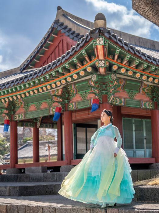 Sydkorea Seoul Kvinde I Handbok Traditionel Dragt 2496239161
