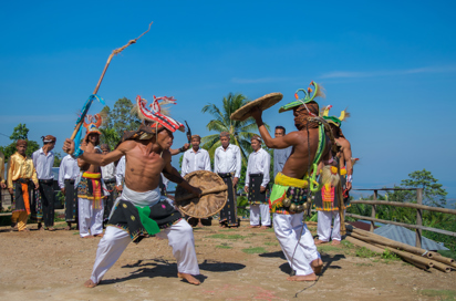bali - flores_labuan bajo_velkomst ceremoni_09