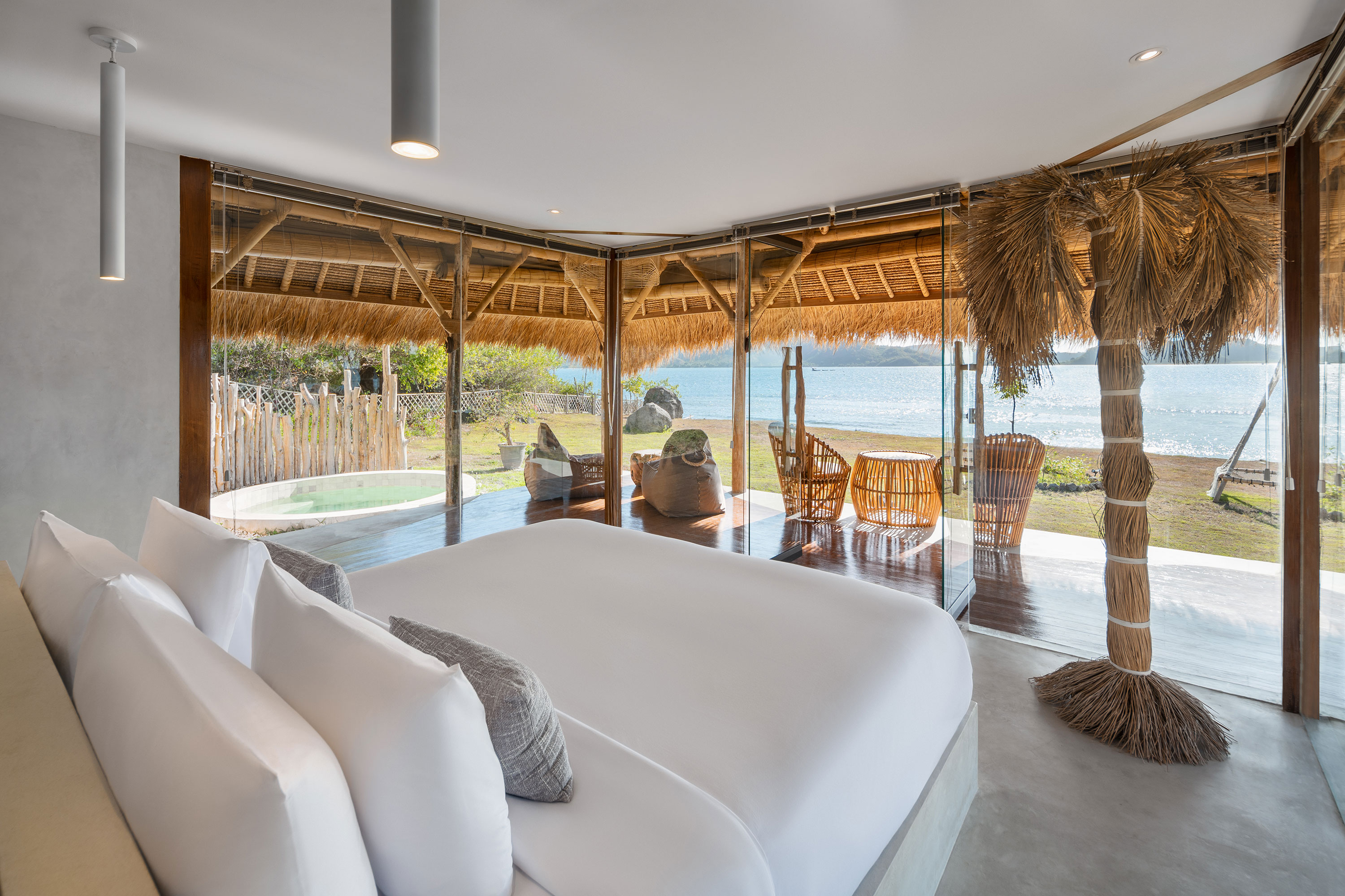 Beach Plunge Pool Villa2