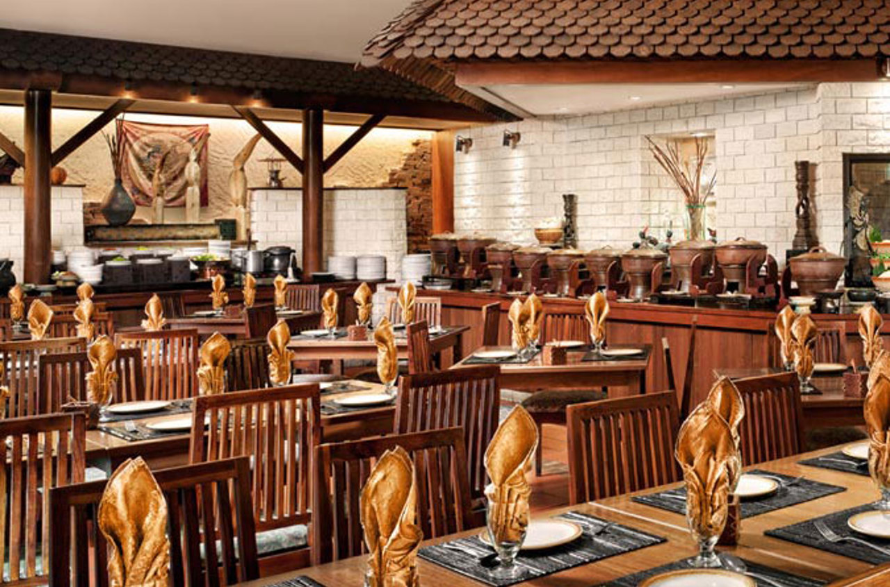 Furama Riverfront Restaurant