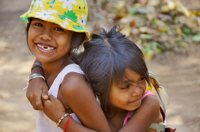 colombia - cambodia_befolkning_boern_01