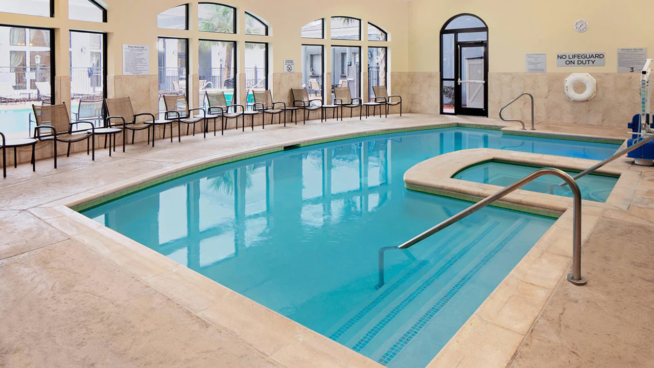 usa - courtyard houma_pool_01
