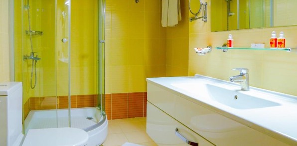Aserbajdsjan Baku Central Park Hotel Bathroom