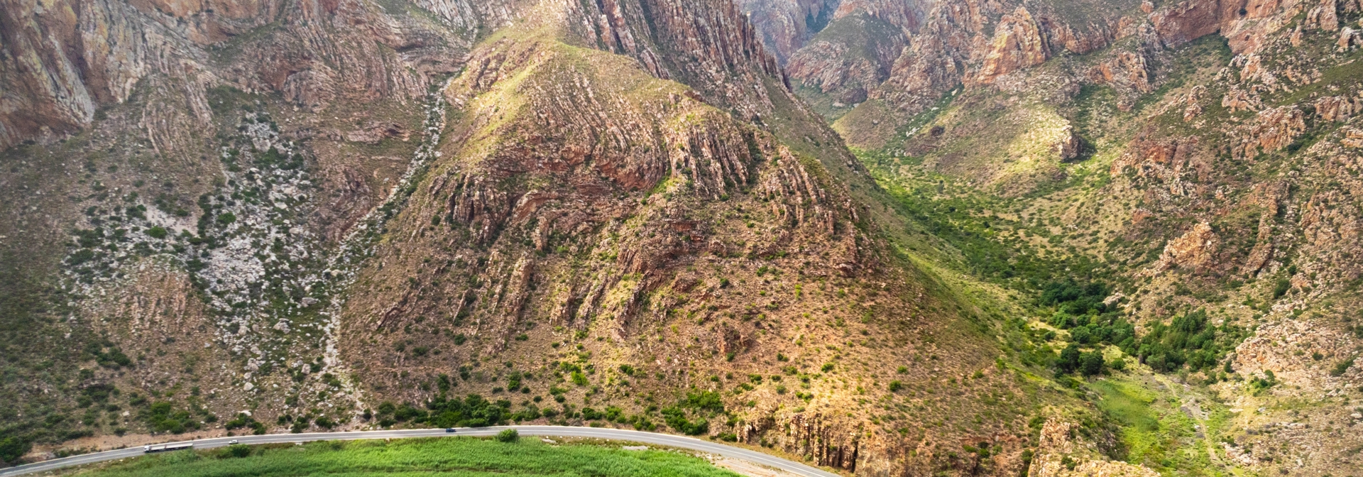 Montagu Vej Og Bjerge