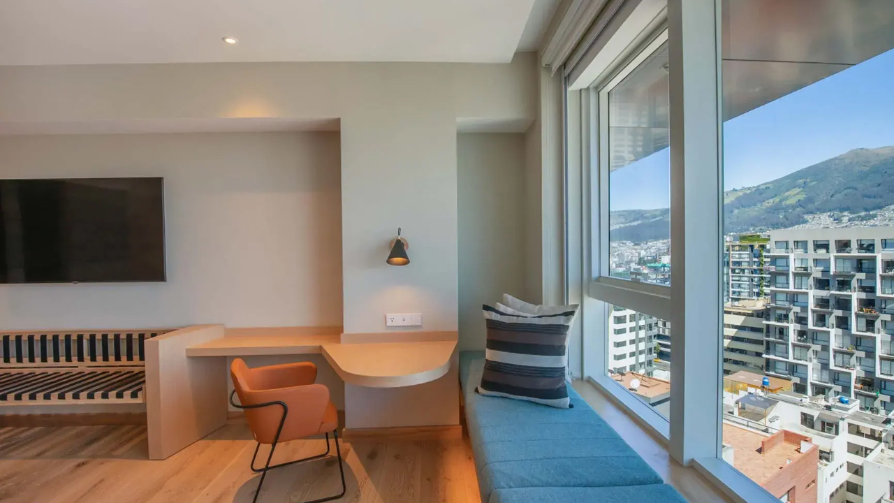 Go Quito Hotel Standard 02
