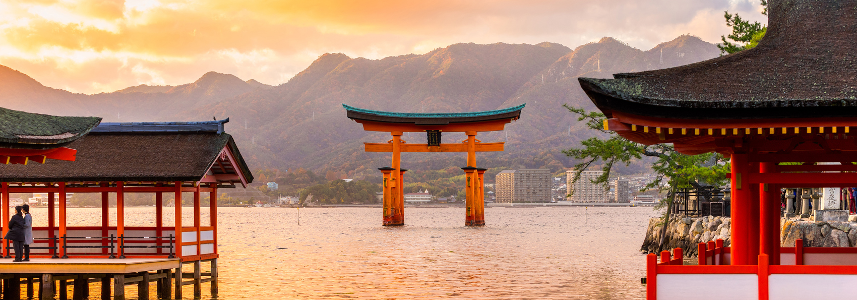 japan - hiroshima_miyajima gate_05