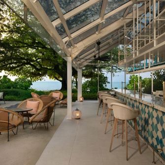 Lone Pine Resort Bar